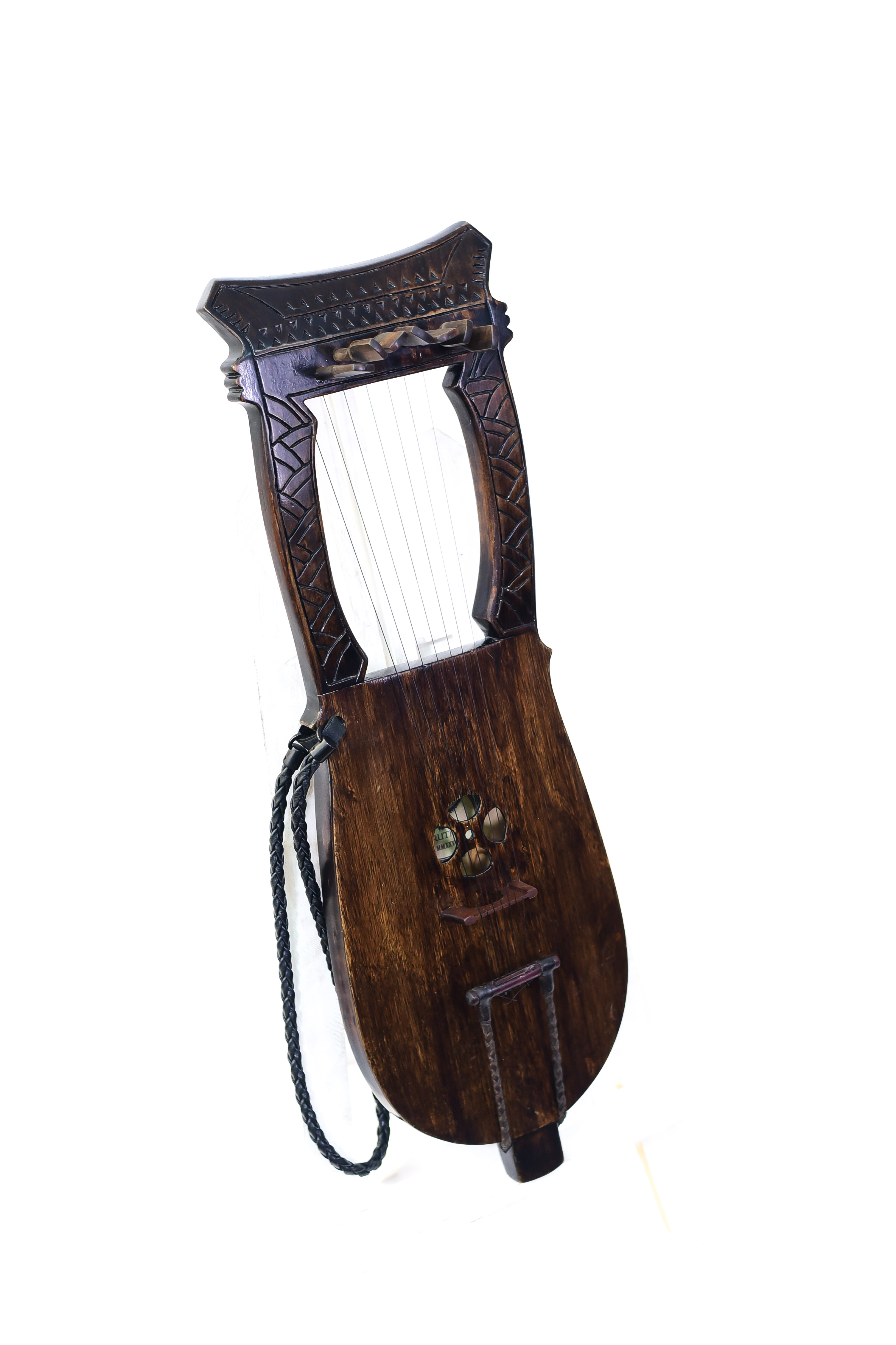 KRAVIK LYRE